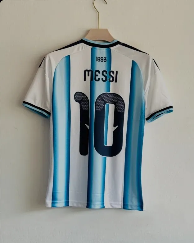 Messi back Jersey.webp