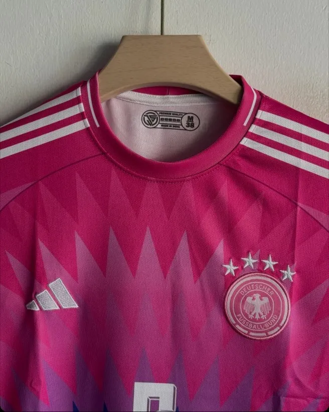 kroos away 2.webp