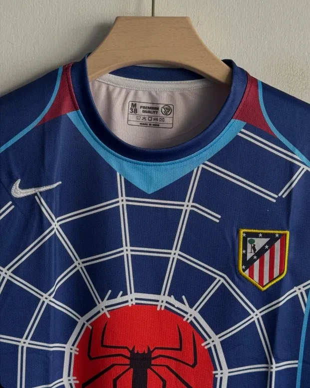 AM Spider away 3.webp